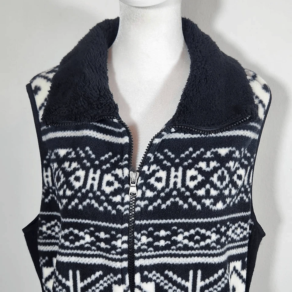 Chaps 黑白 Fair Isle 抓绒背心,带夏尔巴领,尺寸 L — 第 3/4 张图片