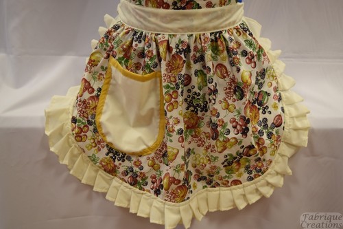 RETRO VINTAGE 50s STYLE FULL APRON / PINNY - SUMMER FRUITS on CREAM - Picture 3 of 5