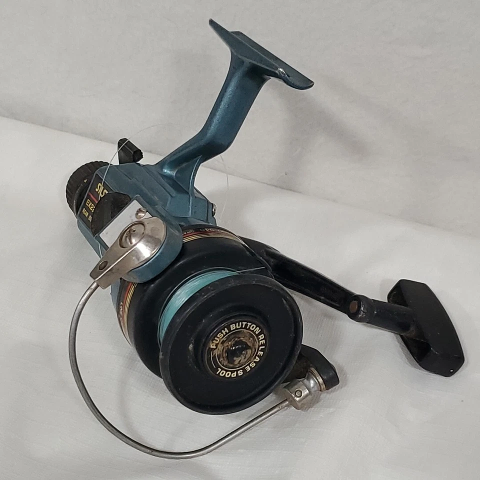 Lote de 6 carretes giratorios de pesca vintage para piezas y nuevo Eagle Claw Sailor Foto 4 de 4