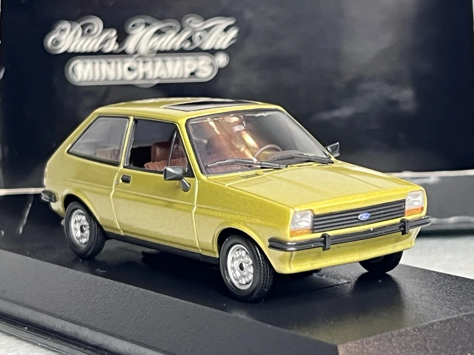 Minichamps 1:43 Ford Fiesta Mk1 1976 Gold Metallic Boxed - Image 2 of 4