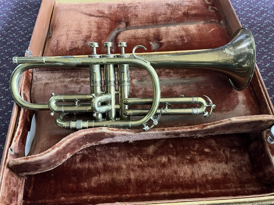 H.N. Corneta modelo White King Master | 1941, estuche original, ¡servicio reciente! Foto 2 de 4