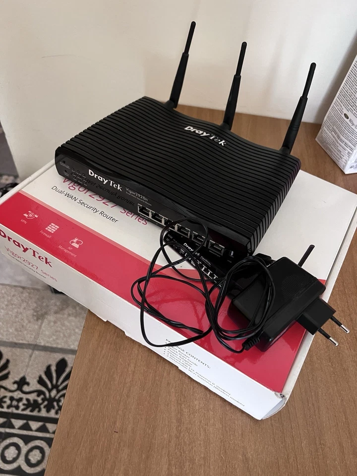 Draytek Vigor 2920n Dual-WAN Wireless Router Firewall & Load Balancer VGC - Immagine 2 di 2