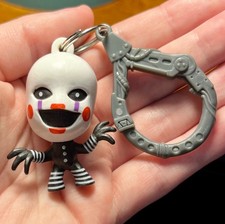 Five Nights at Freddy's 2 Mochila Clip Llavero Colgador Serie 1 The Puppet FNAF