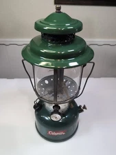 Vintage COLEMAN Model 220E double mantle camp lantern 1963 **Untested**