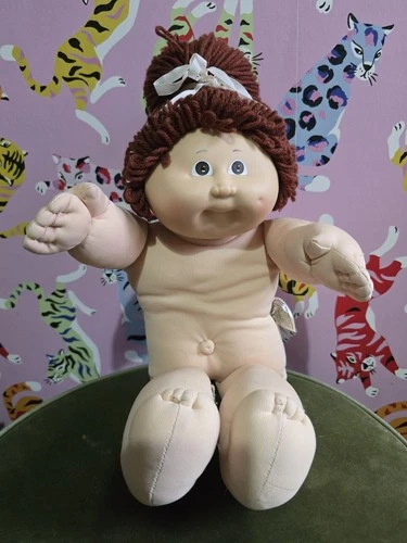 vintage Cabbage patch kid 1980s hm3 Auburn haired girl doll