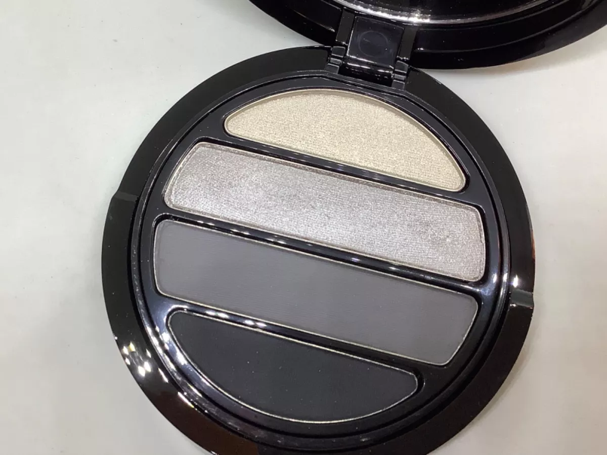 GIORGIO ARMANI EYES TO KILL 4 COLOR EYESHADOW PALETTE 1 QUAD NEW
