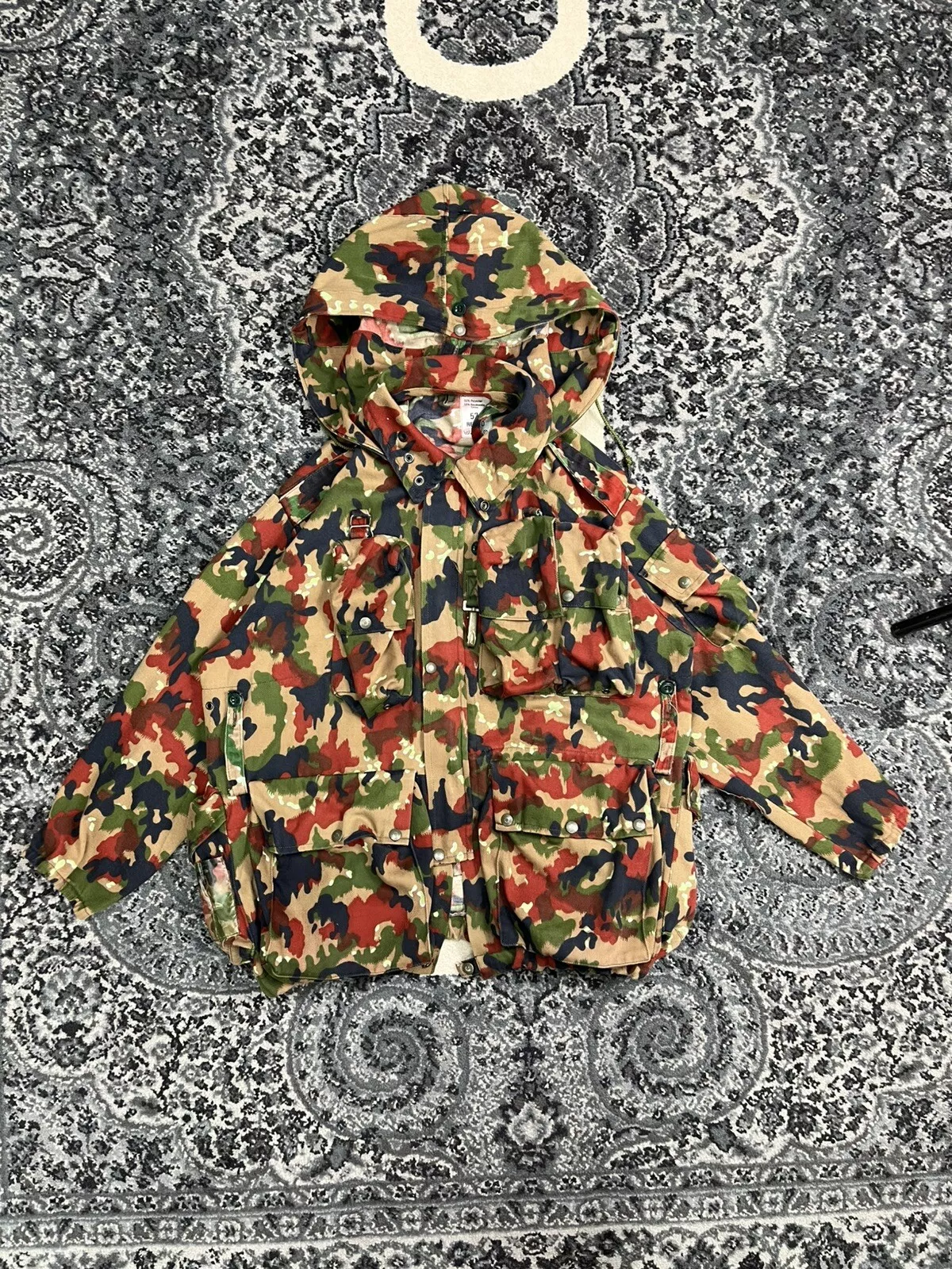 Veste camouflage vintage armée suisse drapeau alpin M70 taille M L Supreme HellStar Kith Bape