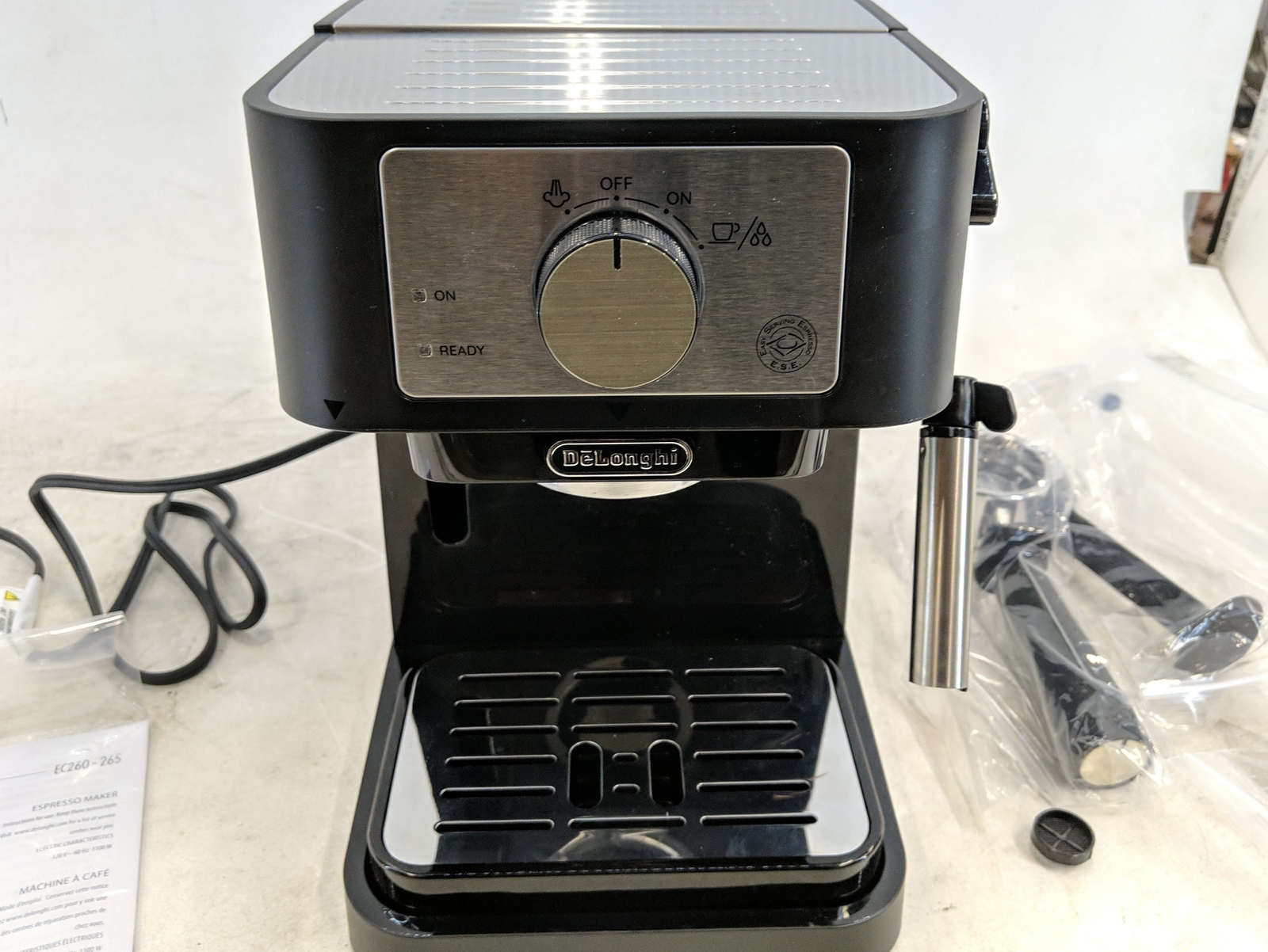 De'Longhi Stilosa EC260.BK, Espresso Coffee Machine with Barista Pump