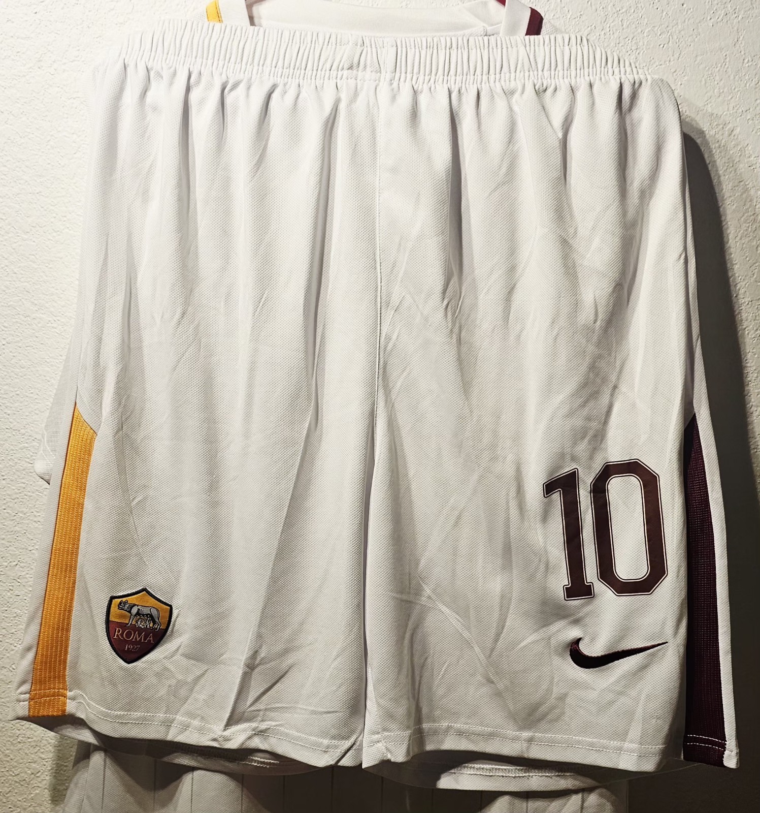 Roma 2017-2018 Away Yellow & Red Accent Mens Soccer Jersey SZ XL Fits Like A LRG