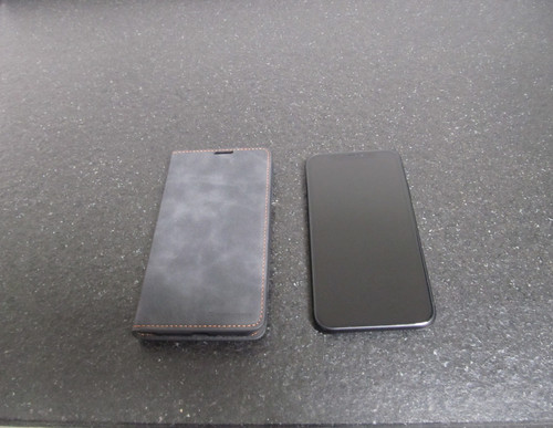 Apple iPhone XR A2105 GSM 64GB Schwarz Ohne Simlock Hülle Akku 91% !!!