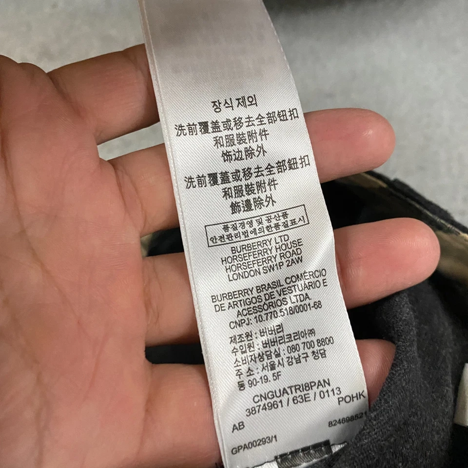 Shorts Burberry infantil tamanho 4T chino plissado algemado Nova Check infantil preppy - Imagem 4 de 4