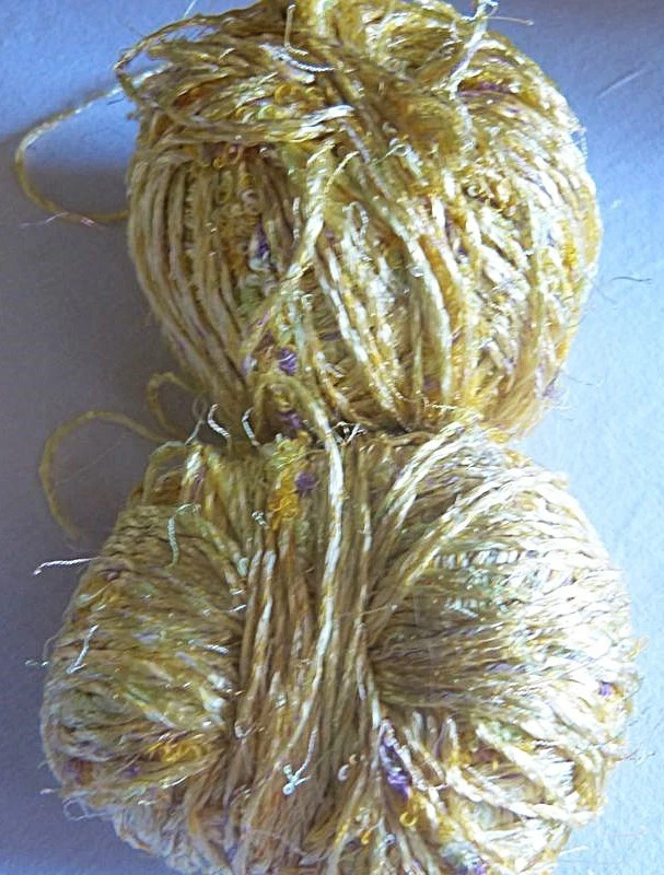 VINTAGE PHILDAR esthetic 2 pelotes JAUNE neuves - Photo 1/1