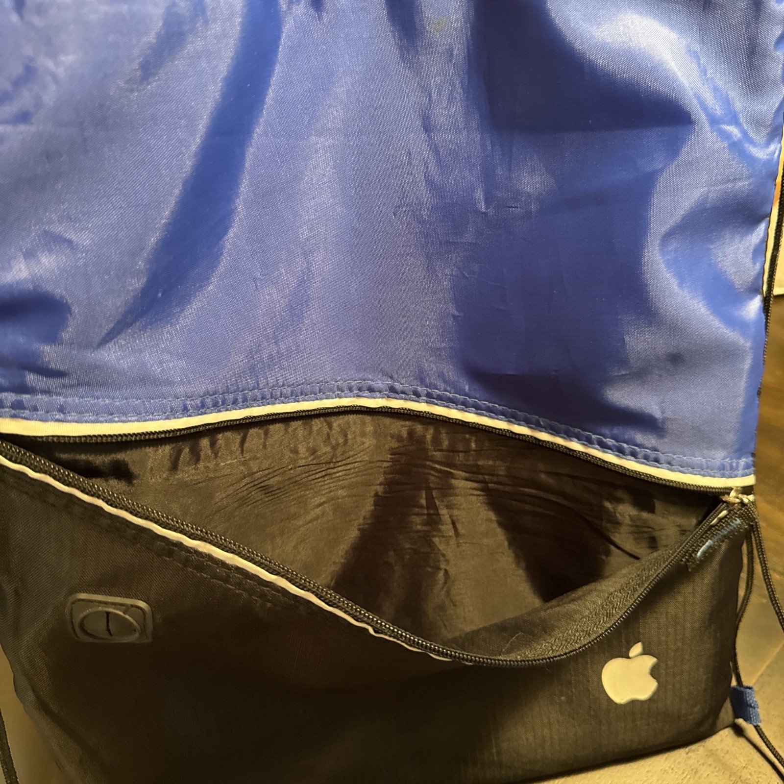 Apple Computer Store Drawstring  Backpack. Insula… - image 4