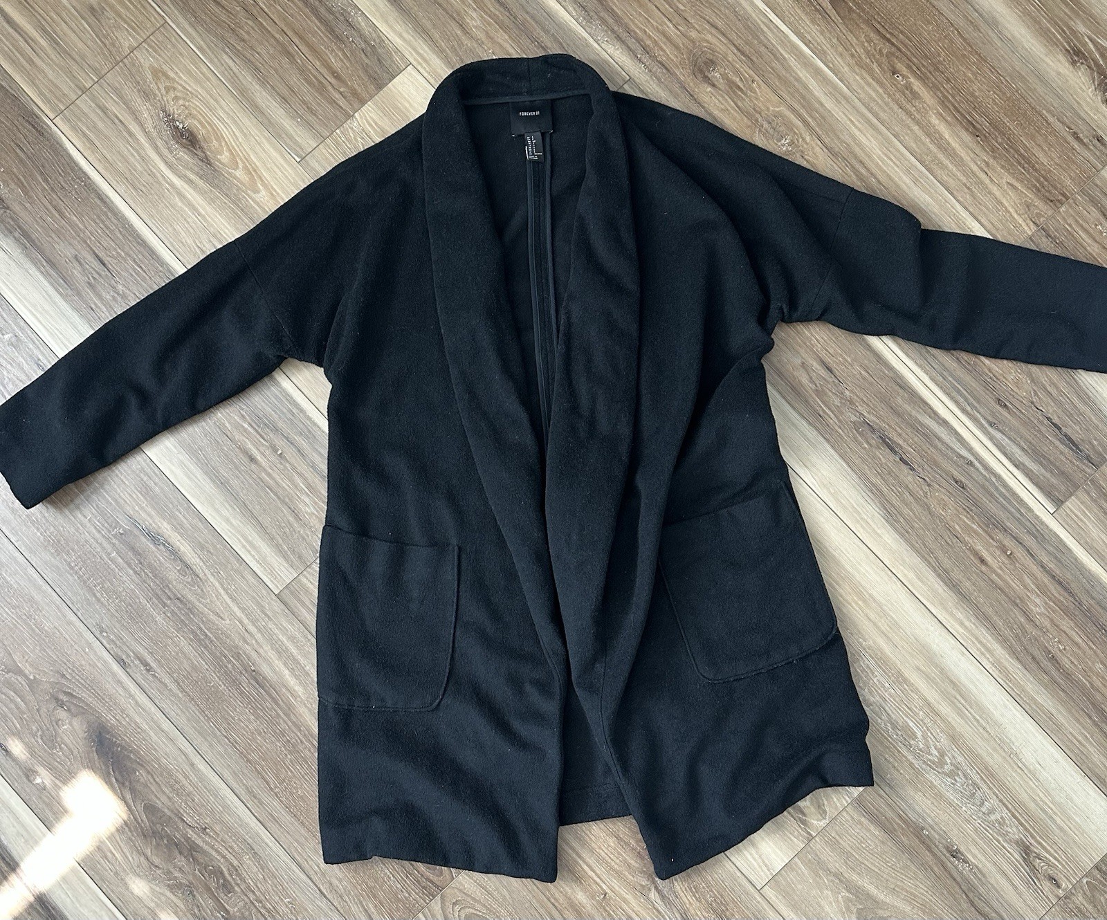 Forever 21 Womens Black Open-front Cardigan Sweater Two Pockets shawl Size Small