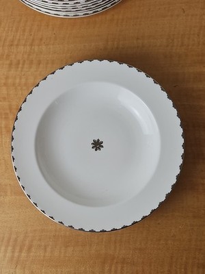 Wedgwood Vera Wang VERA FLEURS Platinum Floral Bone China 9'' SOUP BOWL (11 avail