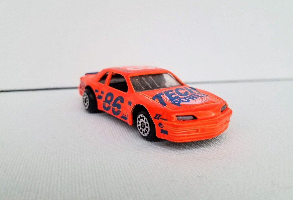 Zee Toys Dyna Wheels Ford Thunderbird Stock Car #86 Tech