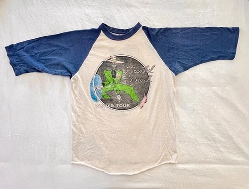 Vintage Grateful Dead Concert T-Shirt 3/4 sleeve size m 1970s vintage concert t-shirt, vintage, size M, single stitch, B+ condition