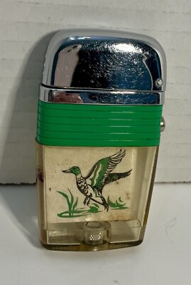 Vintage Scripto Flying Duck Bird Hunting VU-Lighter w/ Green Band