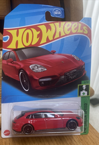 Hot Wheels Porsche Panamera Turbo S E-Hybrid Sport Turismo HW Green Speed 2/10