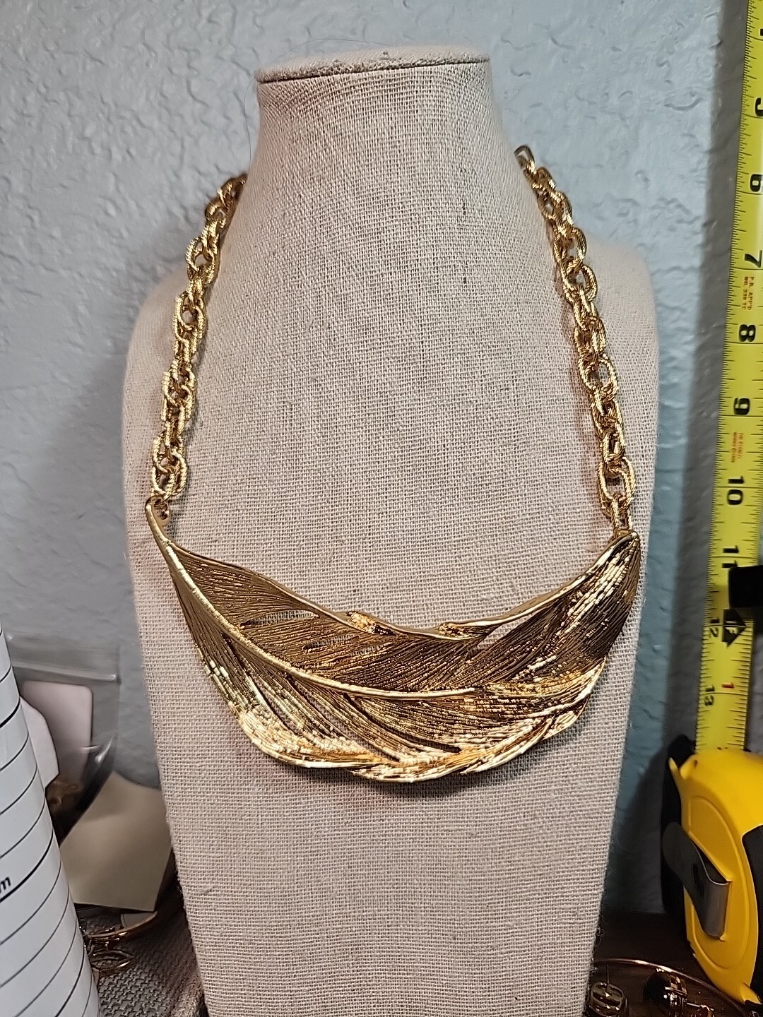 Picture 1 of 6
