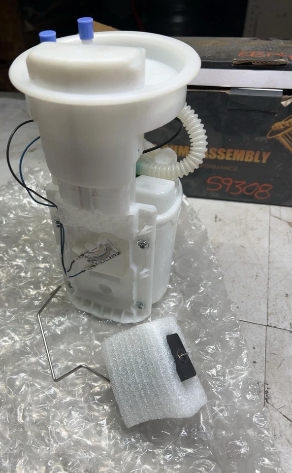 Conjunto de bomba de combustible del motor Jetta Golf 04-05 Beetle Jetta 2008-2011 1,8 L 2,0 L *NUEVO Foto 4 de 4