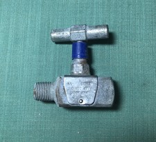Balonowy stalowy zawór igłowy 1/2" 6000 # N463? Nieużywany bez opakowania.