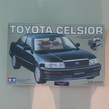 Tamiya Toyota Celsior 124 Scale Unassembled Transportation Model Kit Single