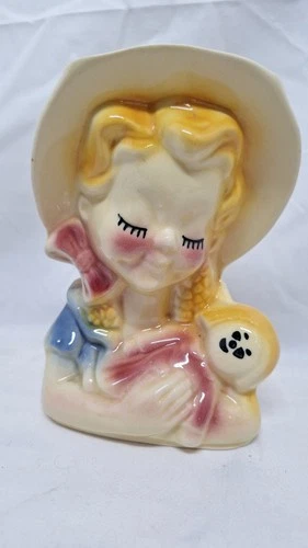 Vintage Shawnee Girl With Doll Wall Planter #810