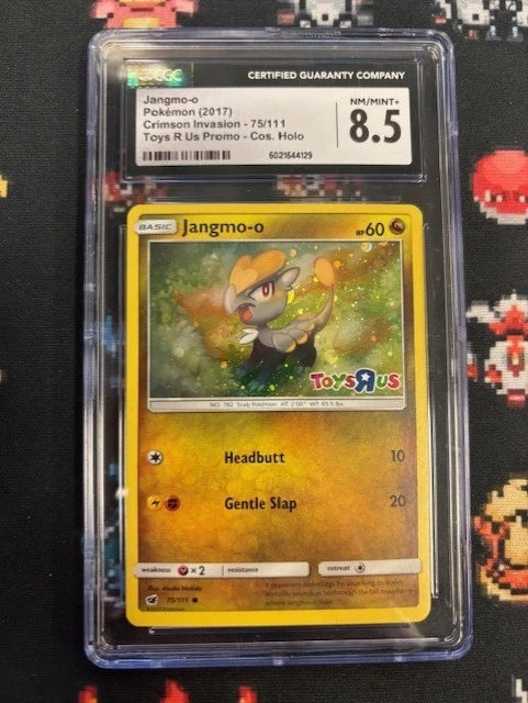 2017 Jangmo-o Holo Toys R Us Stamped Promo 75/111 CGC 8.5 GTC4129 TCGG