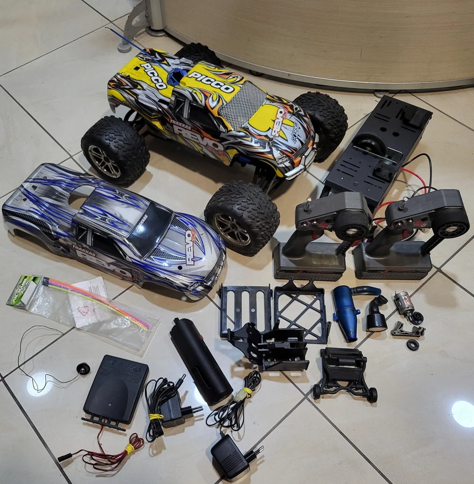 TRAXXAS REVO 3.3 CON SVARIATI ACCESSORI automodello a scoppio 1:8 MOT. PICCO P2 - Immagine 2 di 4
