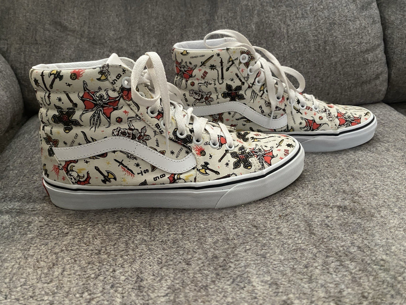 VANS Sk8-Hi x Stranger Things Canvas Sneakers US 8.5/10