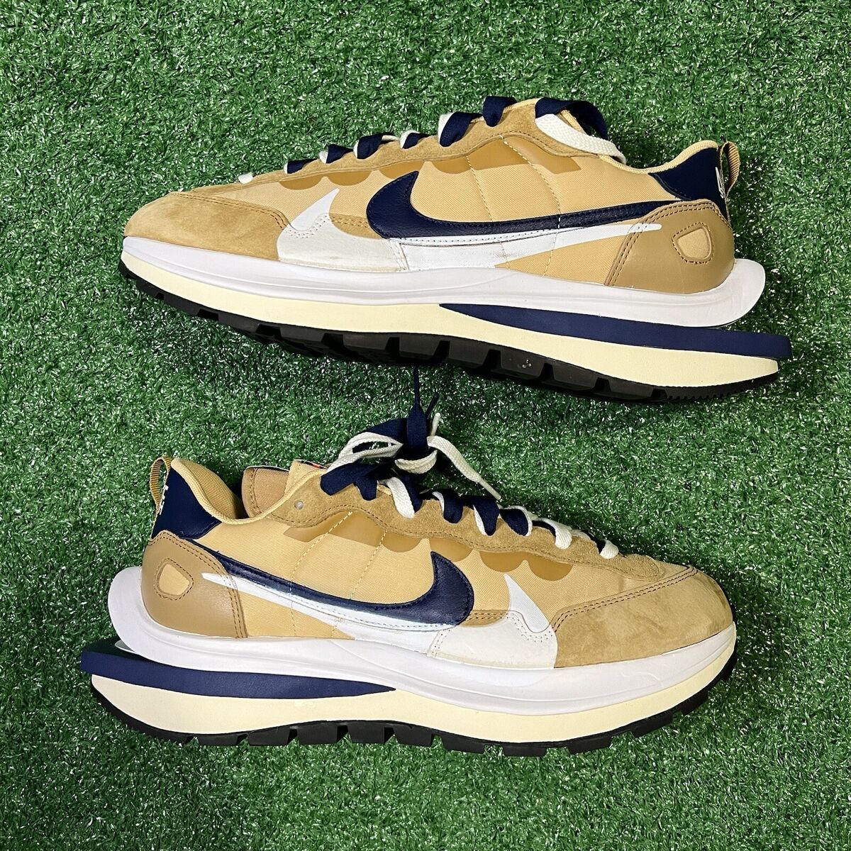 DS Nike Vapor Waffle x Sacai Tan Navy Sesame Size 12 DS Nike Vapor Waffle x Sacai Tan Navy Sesame Size 12