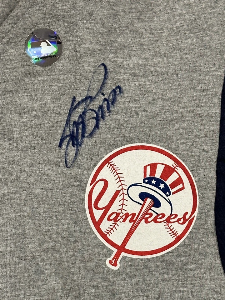 Camiseta deportiva de entrenamiento de primavera de 2001 rara firmada por Scott Brosius de los Yankees con holograma de certificado de autenticidad Foto 2 de 4