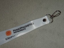 NANOMAGNETICS - Schl&uuml;sselband - Wei&szlig;