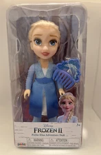 Disney Frozen 2 Petite Elsa Adventure Doll with Comb Sealed NEW  Mini 3+