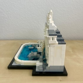  LEGO Architecture Trevi Fountain (21020) with instructions - (READ DESCRIPTION)