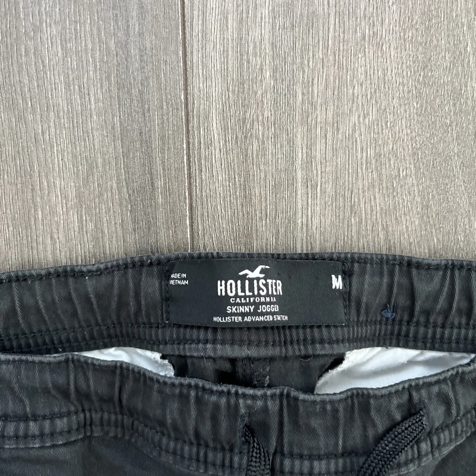 Pantalones de chándal ajustados Hollister para hombre M negro con cordón Foto 3 de 4