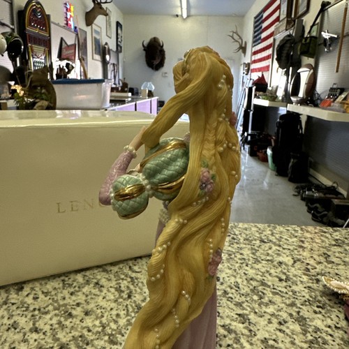 1996 LENOX REPUNZEL FINE PORCELAIN FIGURE LIMITED EDITION #382 10" TALL WITH BOX - Picture 8 of 15