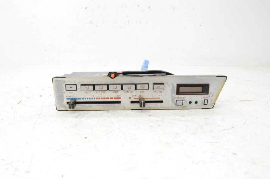 Nissan 300ZX Z31 1984-1986 2+0 control de temperatura de calor y aire acondicionado Foto 2 de 4