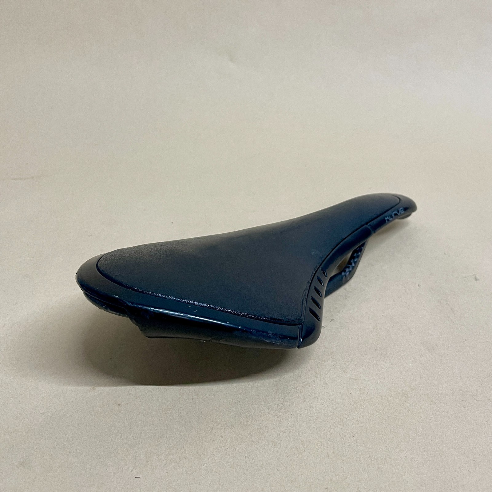 Fizik Curve Made for Snake (Arione) Carbon Braided Rail Saddle 294 x 135mm