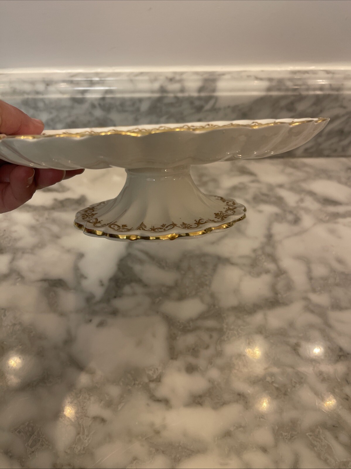 VINTAGE CROWN STAFFORDSHIRE ENGLAND'S BOUQUET CAKE PLATE COMPOTE 8.25 INCHES