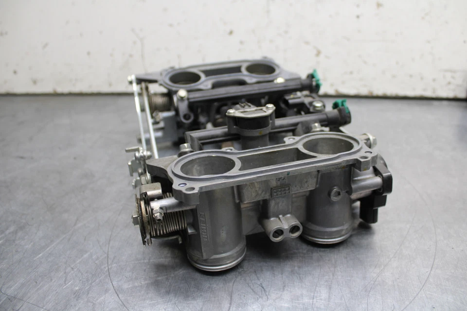 14 CUERPOS DEL ACELERADOR HONDA CTX1300A BB732 Foto 4 de 4