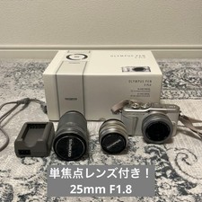 OLYMPUS PEN E PL9 Double Zoom Kit with 25mm F1.8