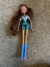 Winx Club City Style Collection Aisha Doll Jakks Pacific 2013 Xcellent Condition