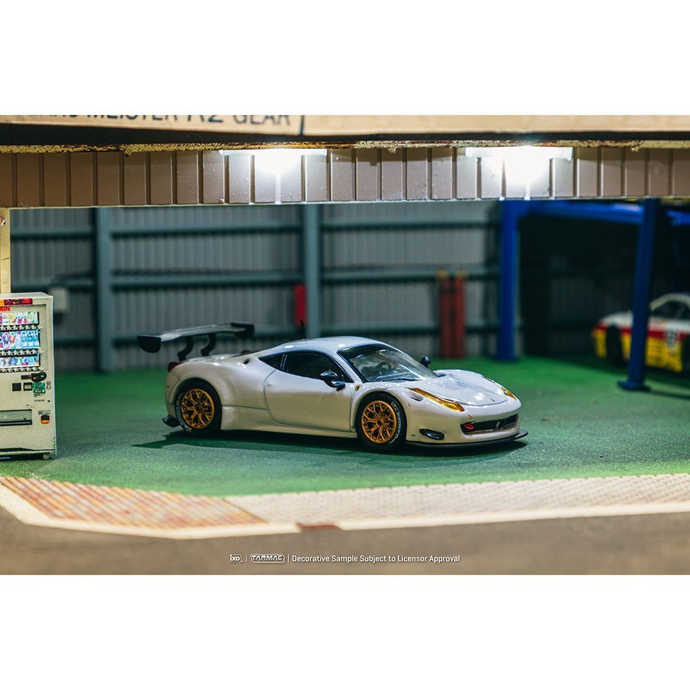 IXO Models x Tarmac Works 1:64 Ferrari 458 Italia GT3 White T64R