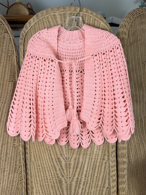 Girls vintage crochet shawl poncho pink bubblegum pom pom - Main Image