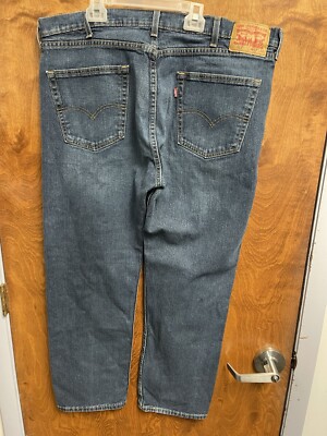 Levis Regular Straight Leg Men s Size 40X30 Zip Fly Medium Blue Jeans 00505-1528