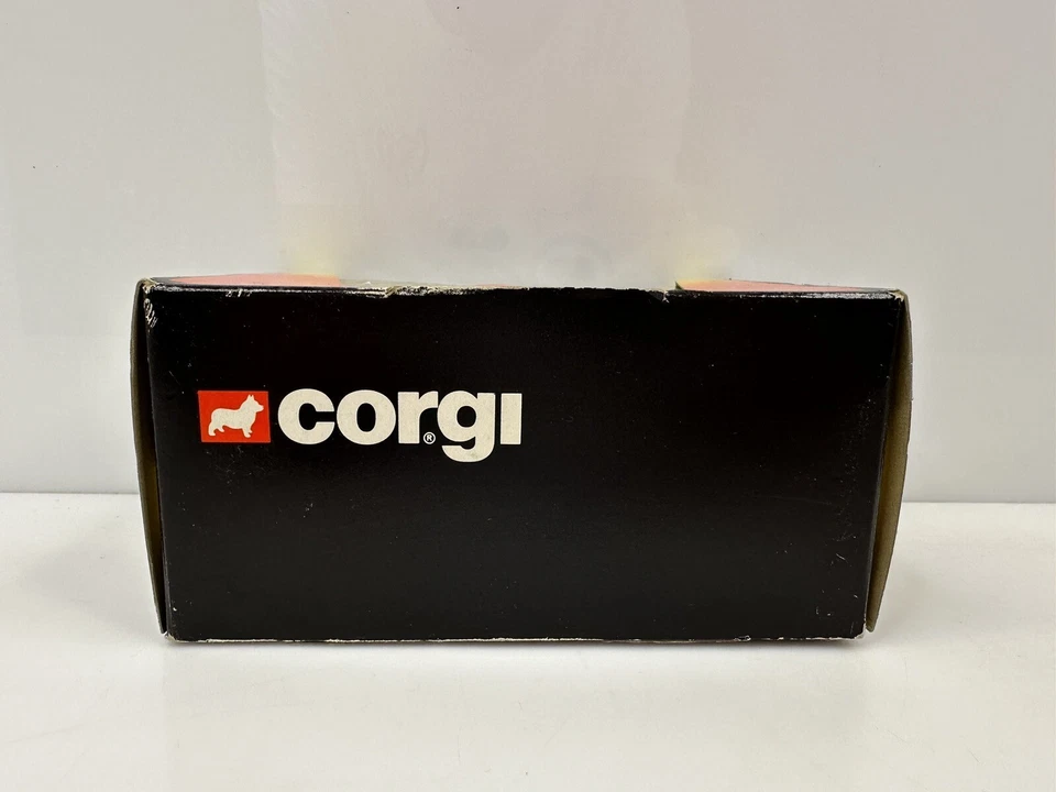 Vintage 1983 Corgi Mazda B1600 4x4 Pickup Truck Blue 495 HTF - Image 3 of 4