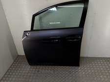 Porte avant et accessoires Toyota VERSO