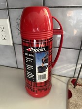 New Vintage 1970s Aladdin 1-quart thermos wit...